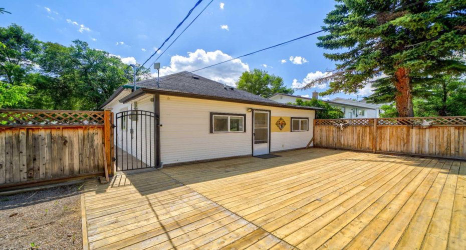 727 McDougall Street, Pincher Creek, Alberta T0K 1W0, 2 Bedroom Bedrooms, 0 ,1 BathroomBathrooms,Residential,For Sale,McDougall,0,A2327691