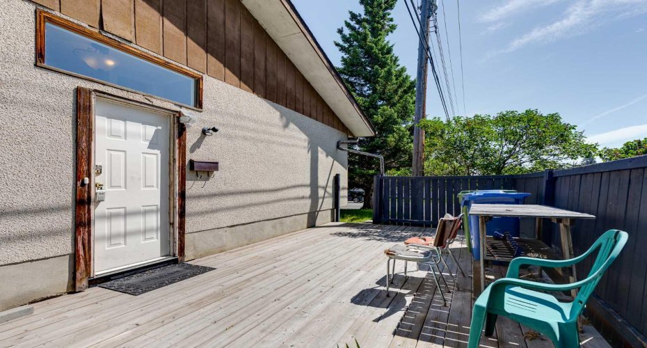 933 Marcombe Drive, Calgary, Alberta T2A 3H2, 2 Bedroom Bedrooms, 0 ,2 BathroomBathrooms,Residential,For Sale,Marcombe,0,A2327804