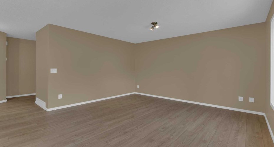 800 Yankee Valley Boulevard, Airdrie, Alberta T4A2L2, 3 Bedroom Bedrooms, 0 ,3 BathroomBathrooms,Residential,For Sale,Yankee Valley,0,A2327841