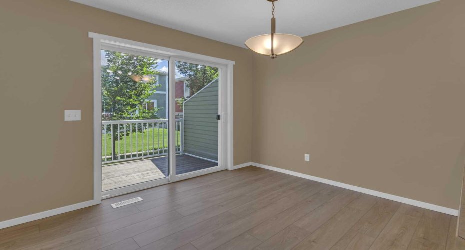 800 Yankee Valley Boulevard, Airdrie, Alberta T4A2L2, 3 Bedroom Bedrooms, 0 ,3 BathroomBathrooms,Residential,For Sale,Yankee Valley,0,A2327841