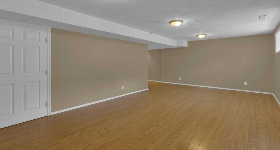 800 Yankee Valley Boulevard, Airdrie, Alberta T4A2L2, 3 Bedroom Bedrooms, 0 ,3 BathroomBathrooms,Residential,For Sale,Yankee Valley,0,A2327841