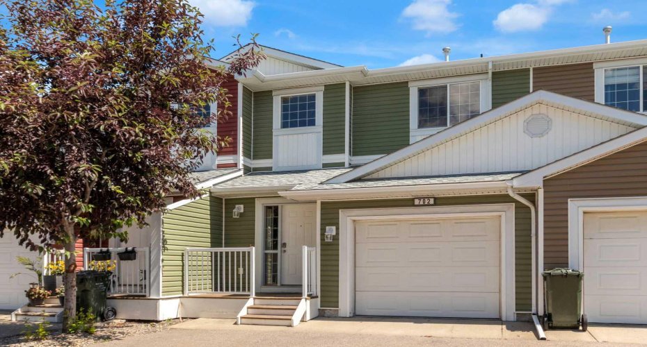 800 Yankee Valley Boulevard, Airdrie, Alberta T4A2L2, 3 Bedroom Bedrooms, 0 ,3 BathroomBathrooms,Residential,For Sale,Yankee Valley,0,A2327841
