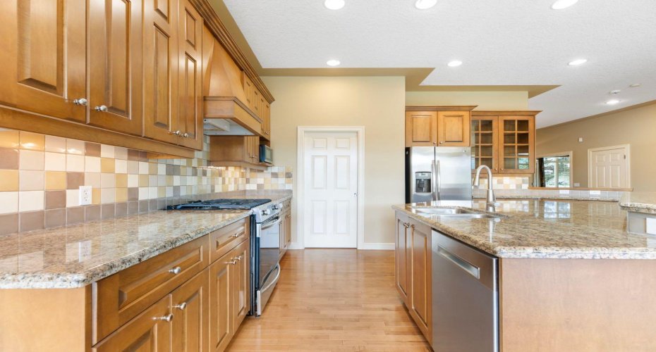 Chef's Kitchen with walkthough pantry