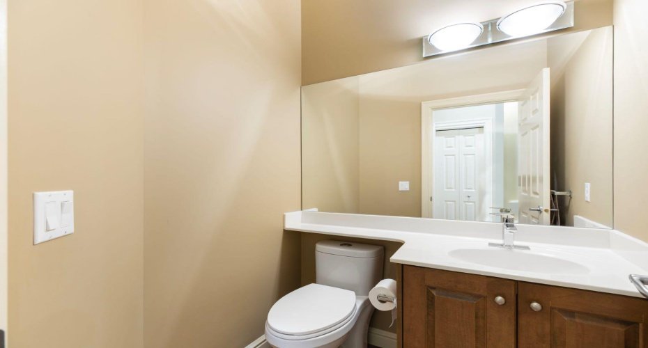 2 Piece Bath on Main