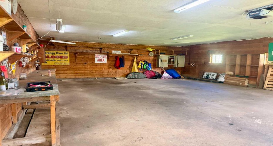 40108 Range Road 35, Rural Lacombe County, Alberta T0M 0X0, 5 Bedroom Bedrooms, 0 ,2 BathroomBathrooms,Residential,For Sale,Range Road 35,0,A2327916