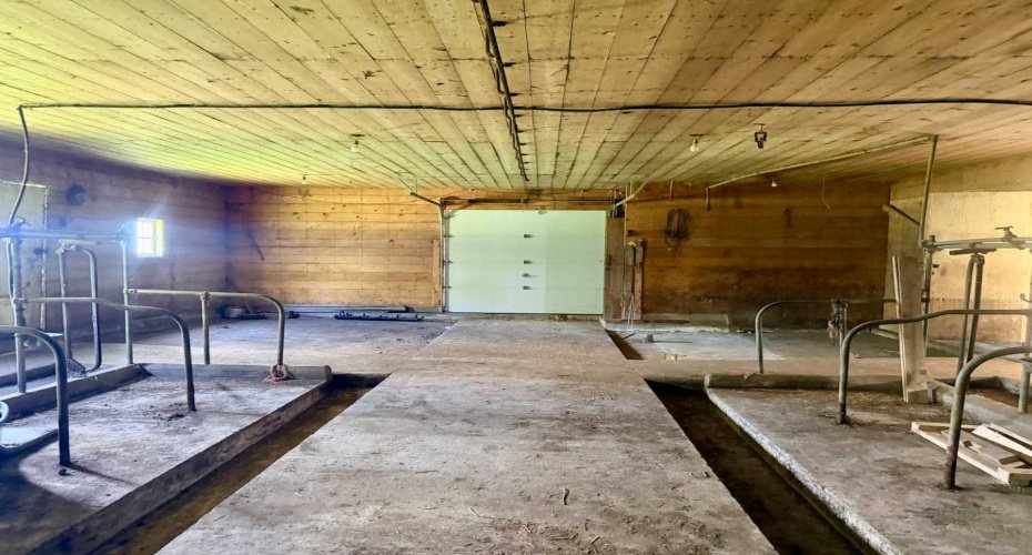 40108 Range Road 35, Rural Lacombe County, Alberta T0M 0X0, 5 Bedroom Bedrooms, 0 ,2 BathroomBathrooms,Residential,For Sale,Range Road 35,0,A2327916