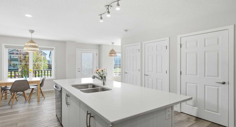 19691 Sheriff King Street, Calgary, Alberta T2X 4X5, 3 Bedroom Bedrooms, 0 ,3 BathroomBathrooms,Residential,For Sale,Sheriff King,0,A2327992