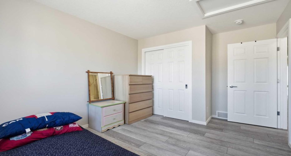 19691 Sheriff King Street, Calgary, Alberta T2X 4X5, 3 Bedroom Bedrooms, 0 ,3 BathroomBathrooms,Residential,For Sale,Sheriff King,0,A2327992
