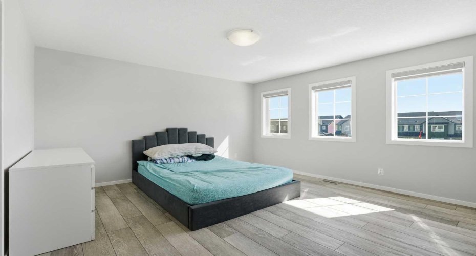 19691 Sheriff King Street, Calgary, Alberta T2X 4X5, 3 Bedroom Bedrooms, 0 ,3 BathroomBathrooms,Residential,For Sale,Sheriff King,0,A2327992