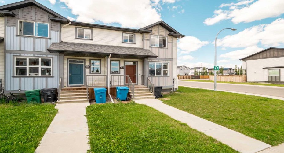 354 Mildred Dobbs Boulevard, Lethbridge, Alberta T1H7G4, 3 Bedroom Bedrooms, 0 ,3 BathroomBathrooms,Residential,For Sale,Mildred Dobbs,0,A2327994