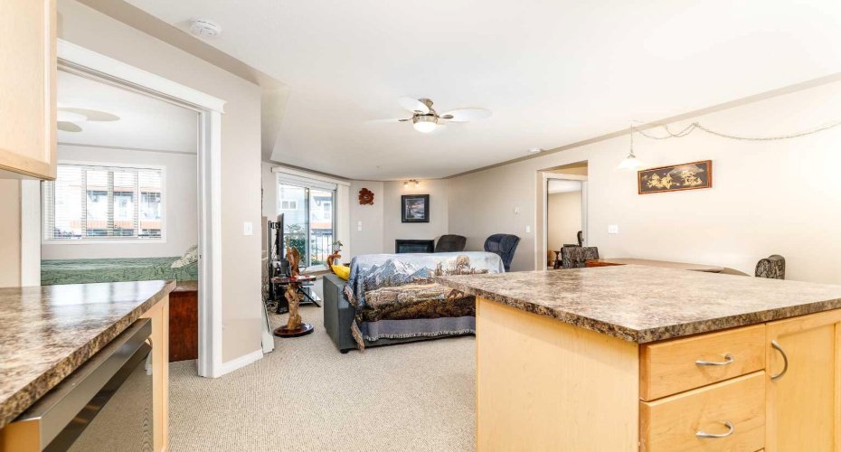 5601 KERRY WOOD Drive, Red Deer, Alberta T4N 4X3, 2 Bedroom Bedrooms, 0 ,2 BathroomBathrooms,Residential,For Sale,KERRY WOOD,0,A2328043