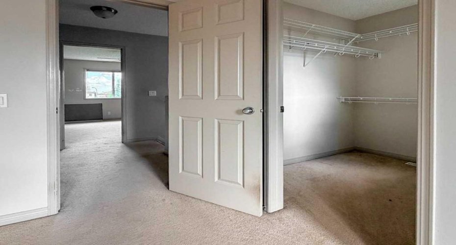 137 Cinnamon Street, Fort McMurray, Alberta T9K 2T4, 2 Bedroom Bedrooms, 0 ,3 BathroomBathrooms,Residential,For Sale,Cinnamon,0,A2328090