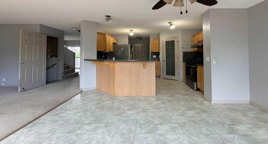137 Cinnamon Street, Fort McMurray, Alberta T9K 2T4, 2 Bedroom Bedrooms, 0 ,3 BathroomBathrooms,Residential,For Sale,Cinnamon,0,A2328090