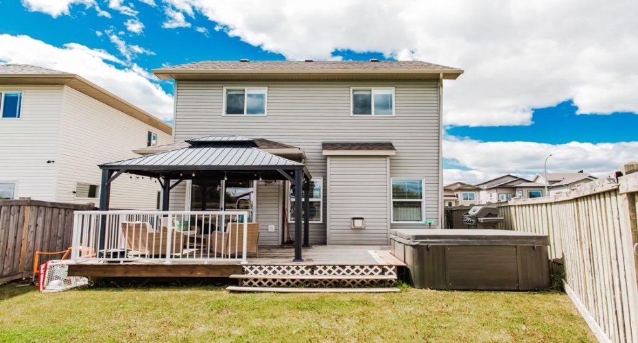 10261 85 Street, Grande Prairie, Alberta T8X 0K3, 4 Bedroom Bedrooms, 0 ,3 BathroomBathrooms,Residential,For Sale,85,0,A2328292