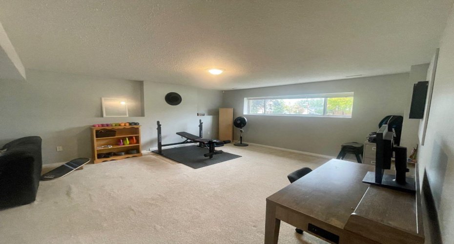 5301 15 Ave, Edson, Alberta T7E 1H2, 5 Bedroom Bedrooms, 0 ,3 BathroomBathrooms,Residential,For Sale,15 Ave,0,A2328336