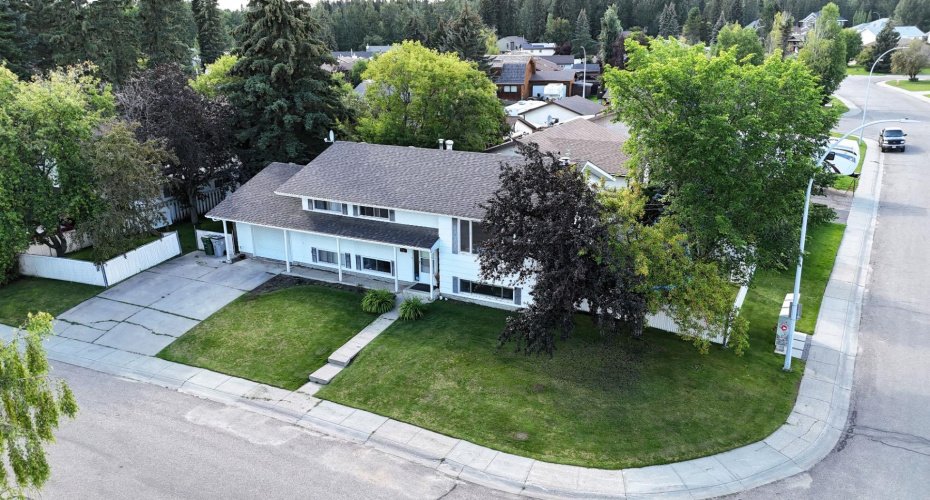 5301 15 Ave, Edson, Alberta T7E 1H2, 5 Bedroom Bedrooms, 0 ,3 BathroomBathrooms,Residential,For Sale,15 Ave,0,A2328336