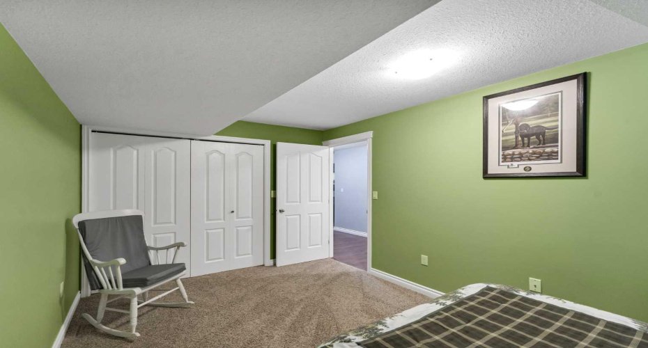 402 Jesmond Place, Redcliff, Alberta T0J 2P2, 5 Bedroom Bedrooms, 0 ,3 BathroomBathrooms,Residential,For Sale,Jesmond,0,A2328352