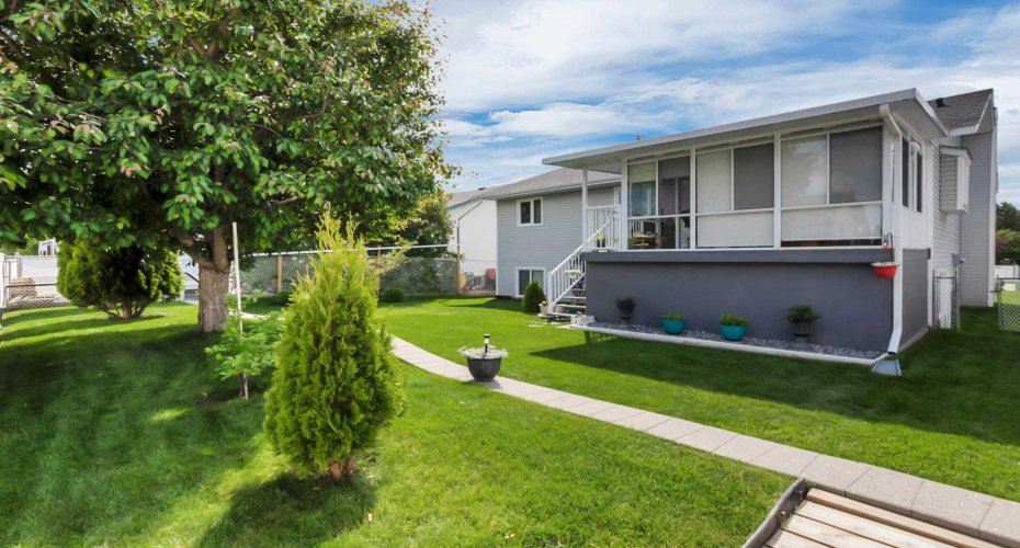 117 Doran Crescent, Red Deer, Alberta T4R 2P5, 4 Bedroom Bedrooms, 0 ,3 BathroomBathrooms,Residential,For Sale,Doran,0,A2328374