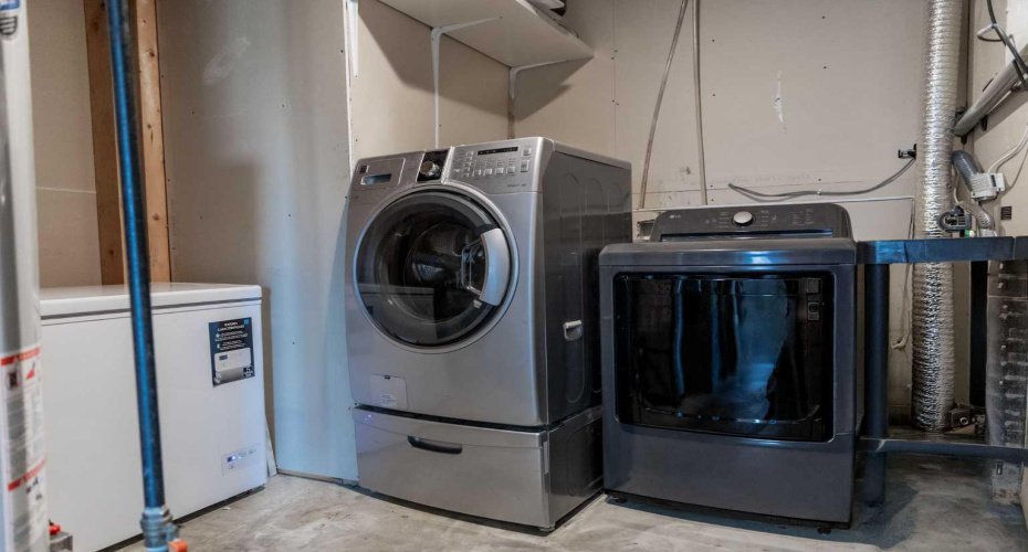Laundry & Utility Room