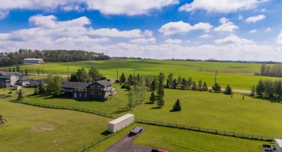 421026 Range Road 284, Rural Ponoka County, Alberta T0C 2J0, 6 Bedroom Bedrooms, 0 ,4 BathroomBathrooms,Residential,For Sale,Range Road 284,0,A2328402