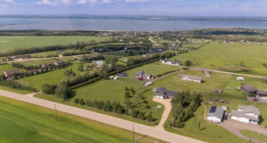 421026 Range Road 284, Rural Ponoka County, Alberta T0C 2J0, 6 Bedroom Bedrooms, 0 ,4 BathroomBathrooms,Residential,For Sale,Range Road 284,0,A2328402
