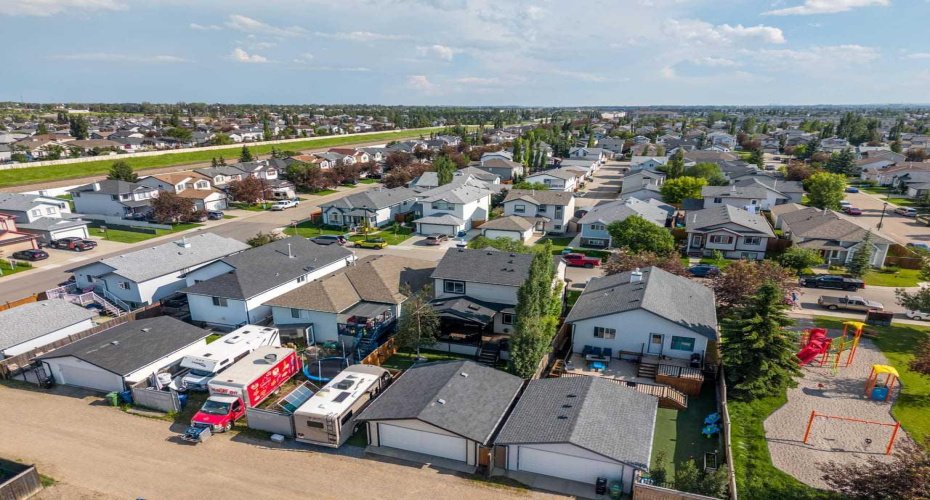 70 Creek Springs Road, Airdrie, Alberta T4B 2V5, 3 Bedroom Bedrooms, 0 ,4 BathroomBathrooms,Residential,For Sale,Creek Springs,0,A2328439