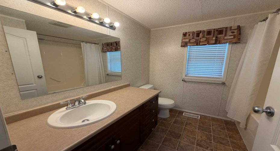 2 6205 54 Street, Ponoka, Alberta T4J 1M5, 2 Bedroom Bedrooms, 0 ,2 BathroomBathrooms,Mobile,For Sale,54 Street,0,A2328444