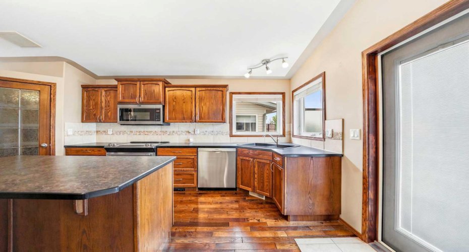 101 Oldring Crescent, Red Deer, Alberta T4P 0B9, 4 Bedroom Bedrooms, 0 ,3 BathroomBathrooms,Residential,For Sale,Oldring,0,A2328447