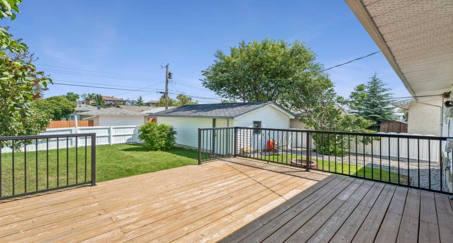 916 Mayland Drive, Calgary, Alberta T2E 6C4, 3 Bedroom Bedrooms, 0 ,1 BathroomBathrooms,Residential,For Sale,Mayland,0,A2328461