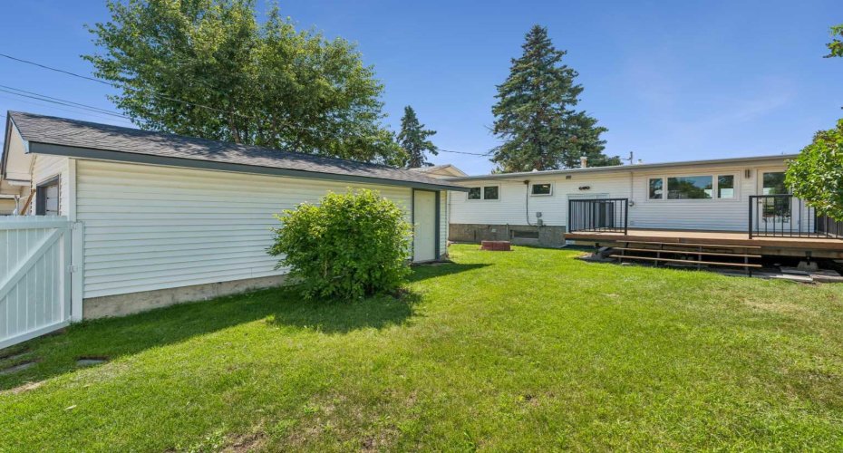 916 Mayland Drive, Calgary, Alberta T2E 6C4, 3 Bedroom Bedrooms, 0 ,1 BathroomBathrooms,Residential,For Sale,Mayland,0,A2328461