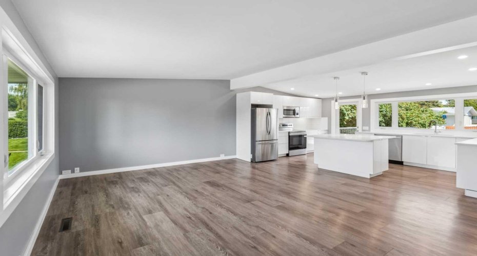 916 Mayland Drive, Calgary, Alberta T2E 6C4, 3 Bedroom Bedrooms, 0 ,1 BathroomBathrooms,Residential,For Sale,Mayland,0,A2328461