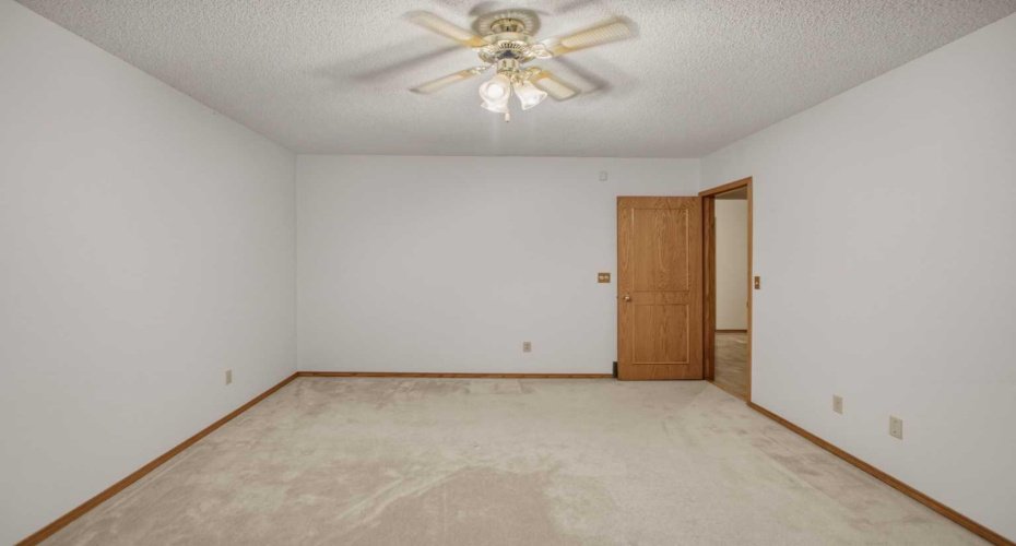 240 Varsity Estates Terrace, Calgary, Alberta T3B 5J4, 4 Bedroom Bedrooms, 0 ,3 BathroomBathrooms,Residential,For Sale,Varsity Estates,0,A2328479
