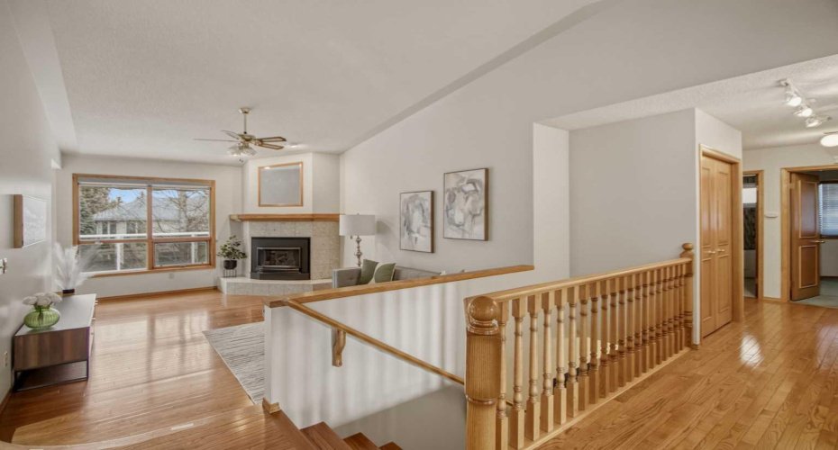 240 Varsity Estates Terrace, Calgary, Alberta T3B 5J4, 4 Bedroom Bedrooms, 0 ,3 BathroomBathrooms,Residential,For Sale,Varsity Estates,0,A2328479