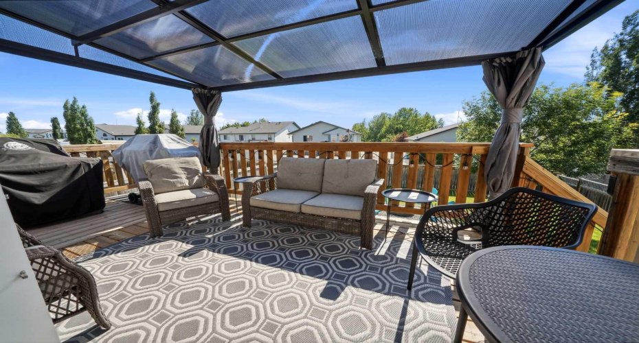 10 Sparrow Close, Blackfalds, Alberta T4M0K6, 4 Bedroom Bedrooms, 0 ,3 BathroomBathrooms,Residential,For Sale,Sparrow,0,A2328480