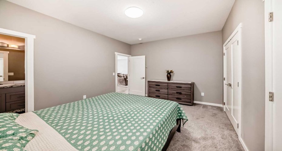 99 livingston Close, Red Deer, Alberta T4R0J9, 3 Bedroom Bedrooms, 0 ,2 BathroomBathrooms,Residential,For Sale,livingston,0,A2328489