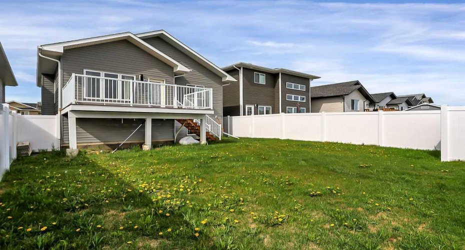 99 livingston Close, Red Deer, Alberta T4R0J9, 3 Bedroom Bedrooms, 0 ,2 BathroomBathrooms,Residential,For Sale,livingston,0,A2328489