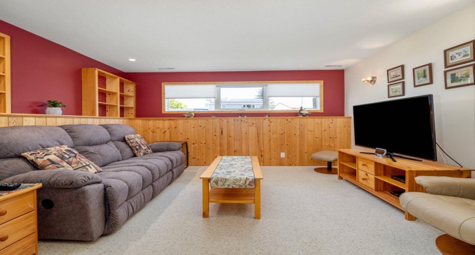580 McDougall Street, Pincher Creek, Alberta T0K 1W0, 4 Bedroom Bedrooms, 0 ,3 BathroomBathrooms,Residential,For Sale,McDougall,0,A2328498