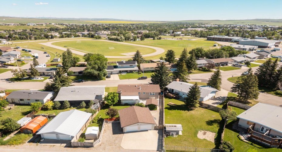 580 McDougall Street, Pincher Creek, Alberta T0K 1W0, 4 Bedroom Bedrooms, 0 ,3 BathroomBathrooms,Residential,For Sale,McDougall,0,A2328498