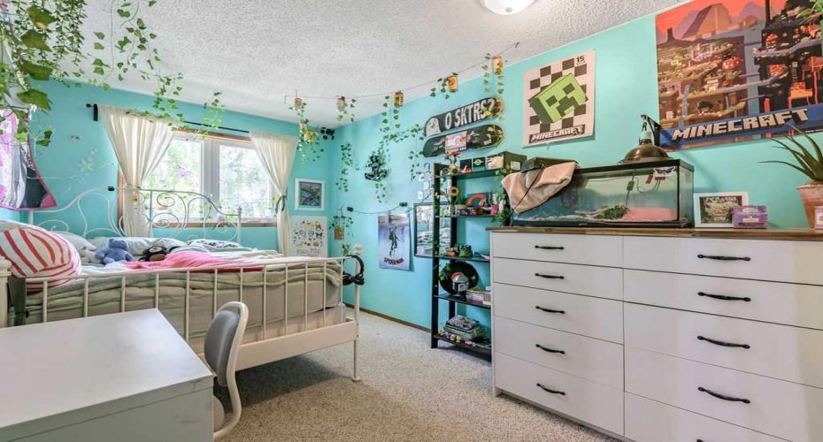 22 Robinson Drive, Okotoks, Alberta T1S 1C4, 4 Bedroom Bedrooms, 0 ,3 BathroomBathrooms,Residential,For Sale,Robinson,0,A2328510