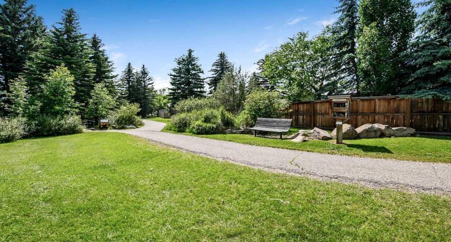 22 Robinson Drive, Okotoks, Alberta T1S 1C4, 4 Bedroom Bedrooms, 0 ,3 BathroomBathrooms,Residential,For Sale,Robinson,0,A2328510