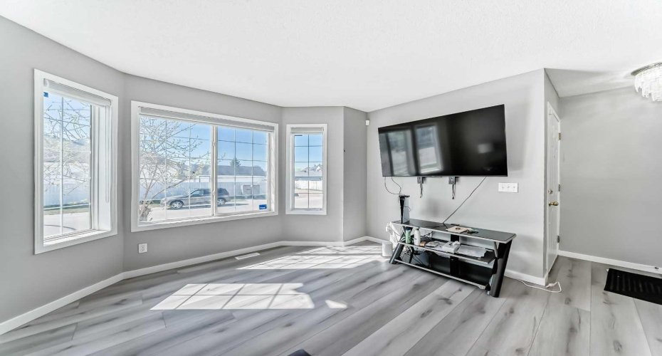 111 Martin Crossing Close, Calgary, Alberta T3J3S2, 4 Bedroom Bedrooms, 0 ,3 BathroomBathrooms,Residential,For Sale,Martin Crossing,0,A2328519