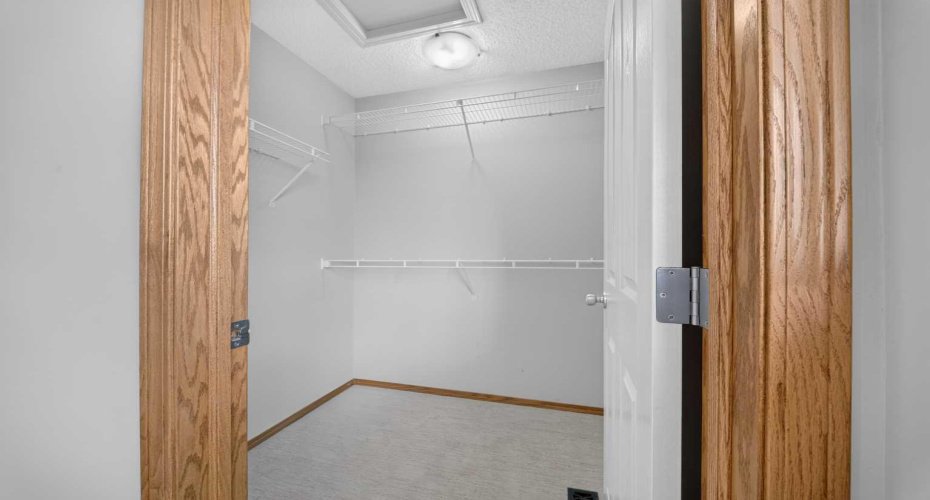 Walk in Closet