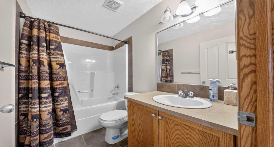 744 Luxstone Landing, Airdrie, Alberta T4B 3L1, 4 Bedroom Bedrooms, 0 ,4 BathroomBathrooms,Residential,For Sale,Luxstone,0,A2328521