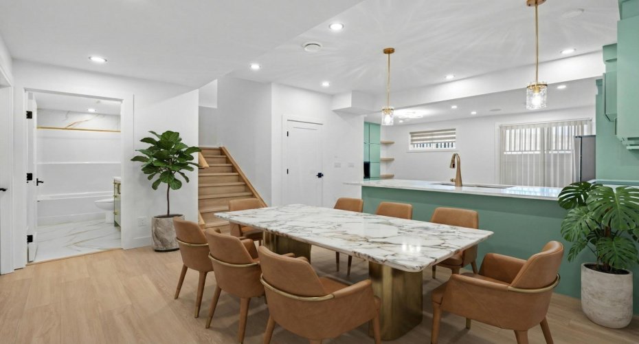 BASEMENT KITCHEN DINNG