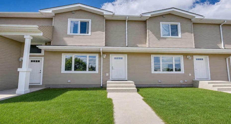 9105 91 Street, Grande Prairie, Alberta T8X 0E6, 3 Bedroom Bedrooms, 0 ,2 BathroomBathrooms,Residential,For Sale,91,0,A2328523