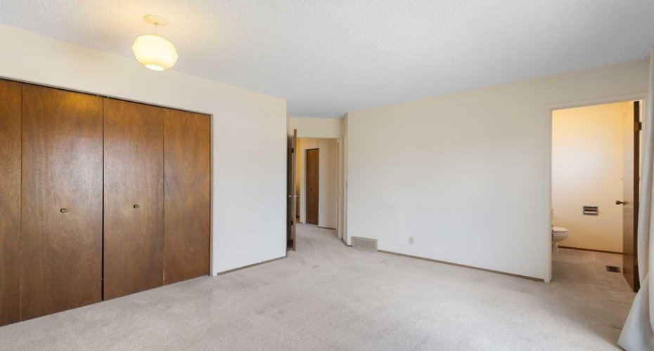 317 Templemont Place, Calgary, Alberta T1Y 5A7, 2 Bedroom Bedrooms, 0 ,2 BathroomBathrooms,Residential,For Sale,Templemont,0,A2328530