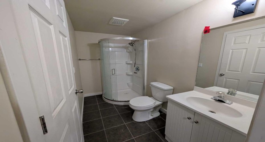 Basement 3pc Bathroom