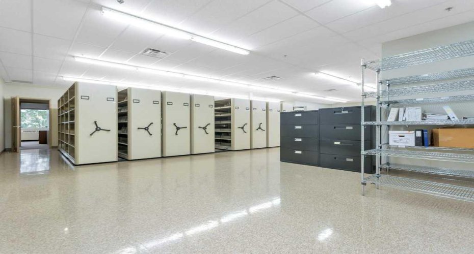 33 Schenk Industrial Road, Sylvan Lake, Alberta T4S 2J9, 0 , 0 ,0,Commercial,For Lease,Schenk Industrial,0,A2328547