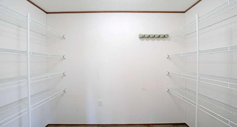 Walk in Pantry