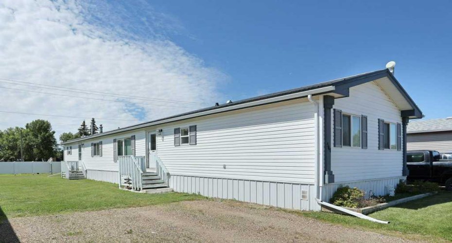349 Railway Avenue, Duchess, Alberta T0J0Z0, 4 Bedroom Bedrooms, 0 ,2 BathroomBathrooms,Mobile,For Sale,Railway,0,A2328552